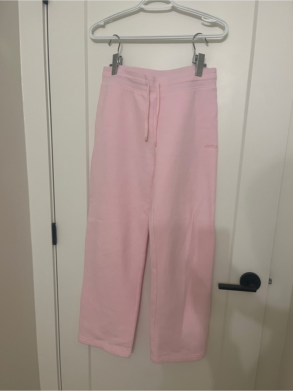 Aritzia Cozy Sweatfleece Perfect Banded Sweatpant - Picture 4 of 4